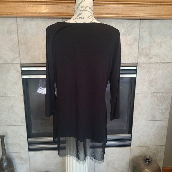 💥3/$20 Belldini Black Shirt Long Sleeve with Studded Pattern - Picture 7 of 9